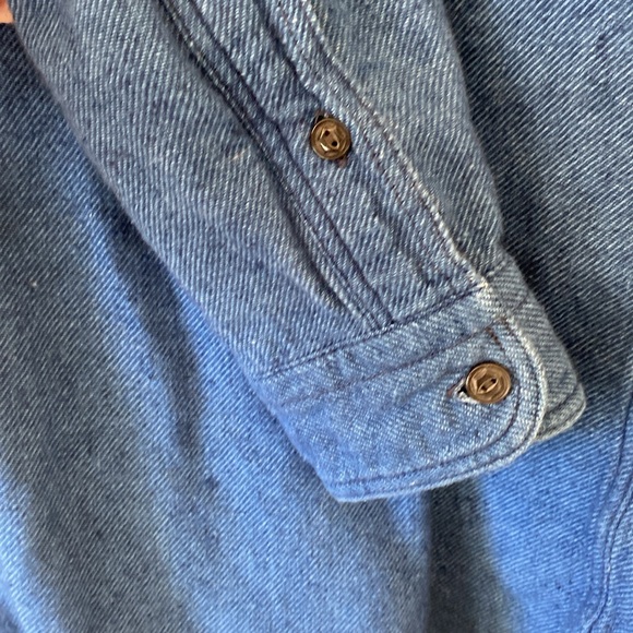 Levi’s button down - Picture 5 of 10
